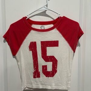 Social Culture Red and White Cropped Tee, Sz M